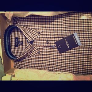 Men's dress shirt (no iron) - never been worn